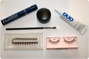 How to Put On False Eyelashes – How to Apply and Remove Fake Eyelashes