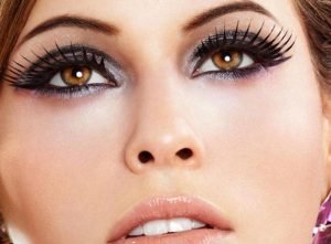 How to Put On False Eyelashes – Tips, How to Apply and Remove Fake Eyelashes