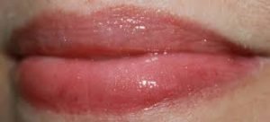 Natural Lip Gloss Looks