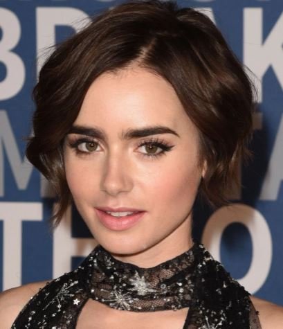 Thick eyebrows girls -Lily Collins thick eyebrows - PHOTO- C Flanigan/Getty.