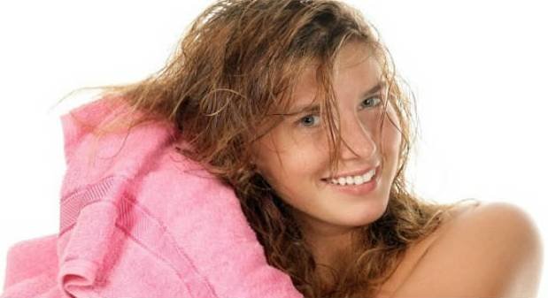 Towel dry hair scrunching